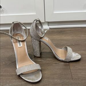Steve Madden Glittering Silver Heels